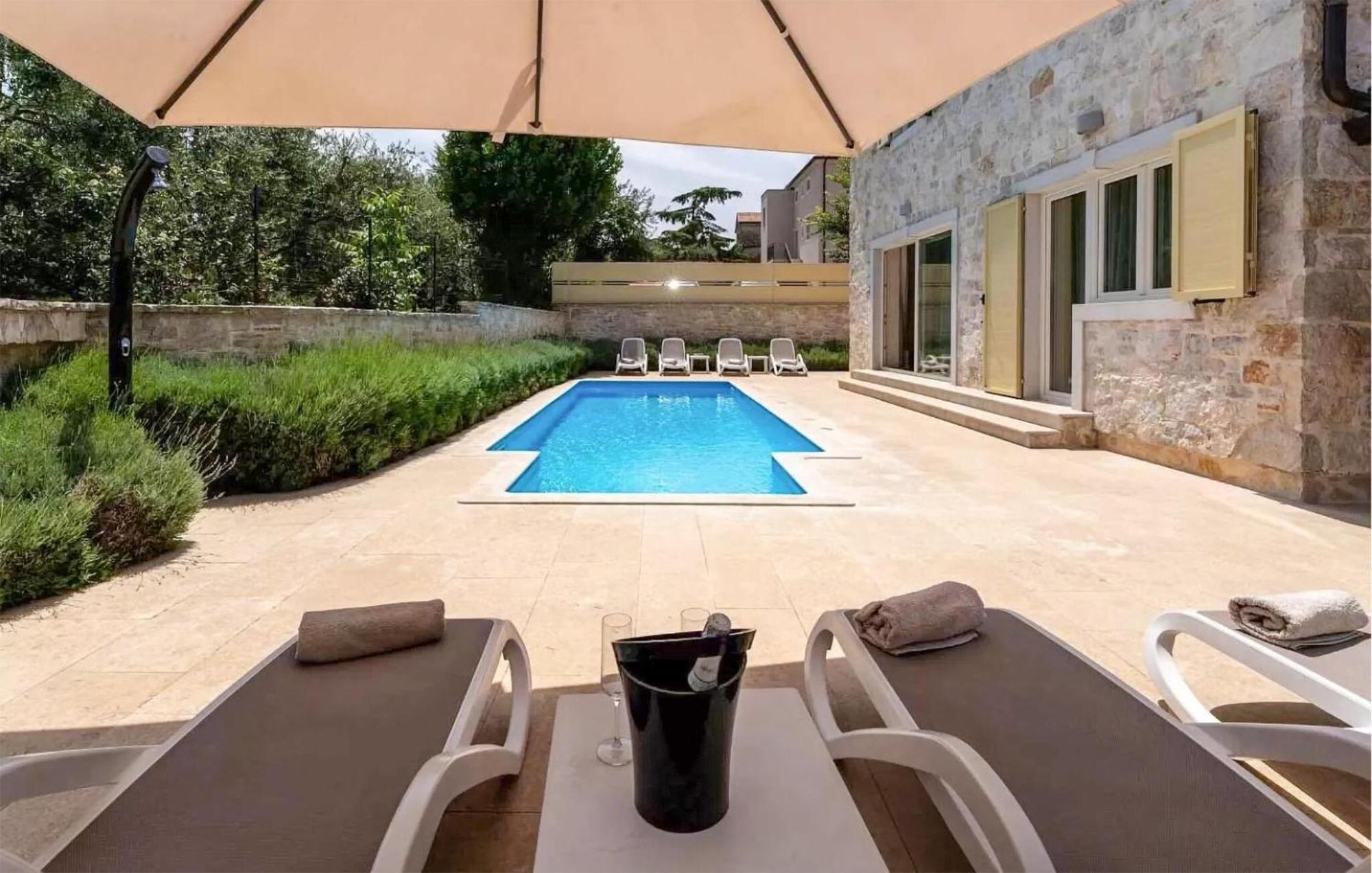 Ema Porec